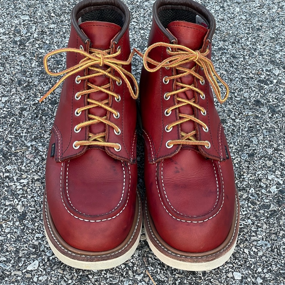 Red Wing 8864 (Gore Tex) size 9.5 Men’s